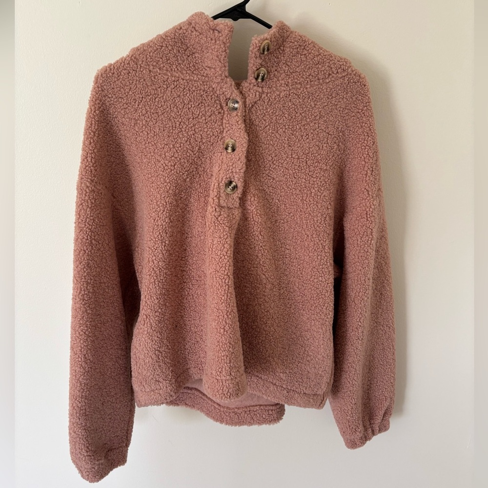new in pink sherpa button up hoodie women’s large